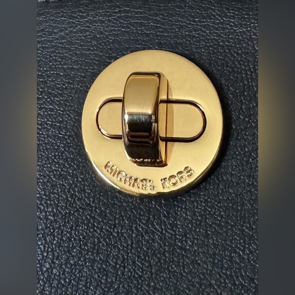 Stunning Black Michael Kors Rivington Gold Studded Medium Tote - Picture 6 of 11